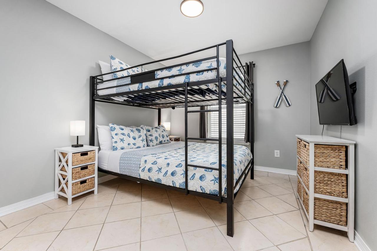 Private Beach Access, Fenced Yard & Pet Friendly, Pool, Cabana Life Beach House Destin Exteriör bild