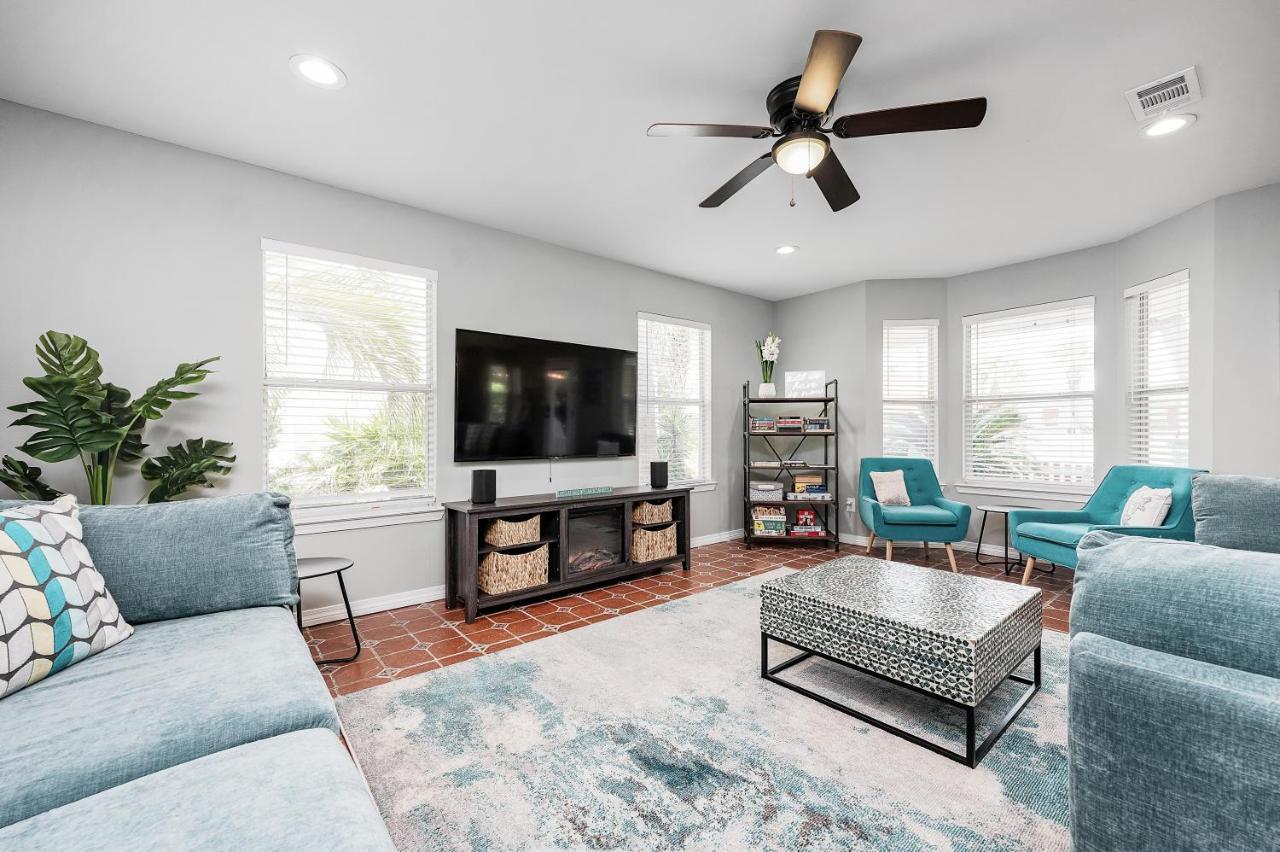 Private Beach Access, Fenced Yard & Pet Friendly, Pool, Cabana Life Beach House Destin Exteriör bild